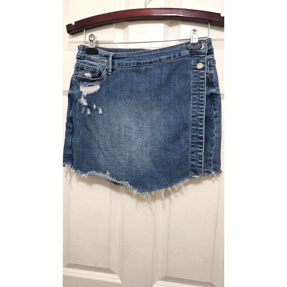Judy Blue Womens Distressed Denim Asymmetric Frayed Hem Skirt-Style Shorts Size - Picture 2 of 8